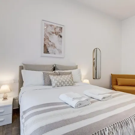 Fama - Mecenate 3br & 2ba Διαμέρισμα *