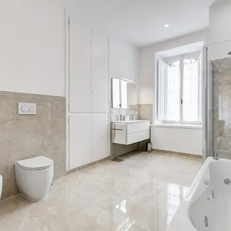 Appartement Fama - Mecenate 3br & 2ba Rome
