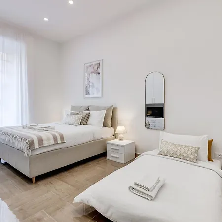 Appartement Fama - Mecenate 3br & 2ba Rome