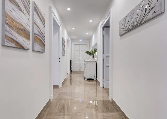 Fama - Mecenate 3br & 2ba アパート *