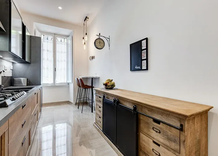 Fama - Mecenate 3br & 2ba アパート