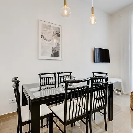 شقة Fama - Mecenate 3br & 2ba *