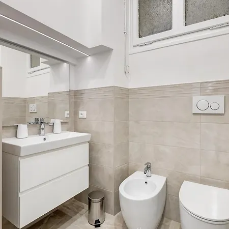 Fama - Mecenate 3br & 2ba *