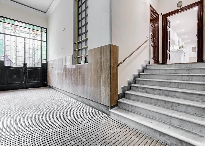 Apartamento Fama - Mecenate 3br & 2ba *